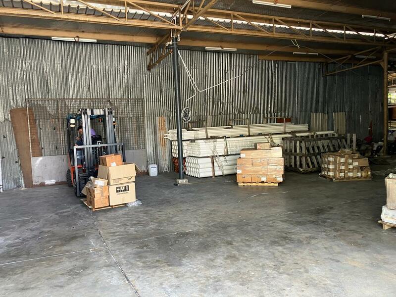 For Rent - Light Industry Georgetown Factory Warehouse Car WorkShop