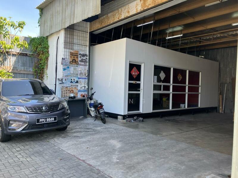 For Rent - Light Industry Georgetown Factory Warehouse Car WorkShop