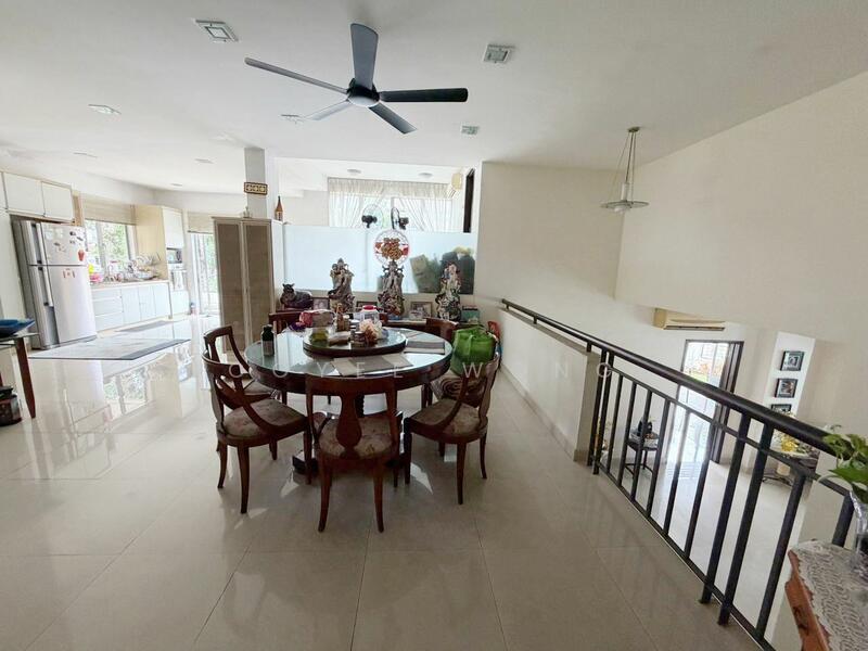 For Sale - Valencia, 3sty Corner House, Freehold, 3500sf, Below Market Price, Sungai Buloh