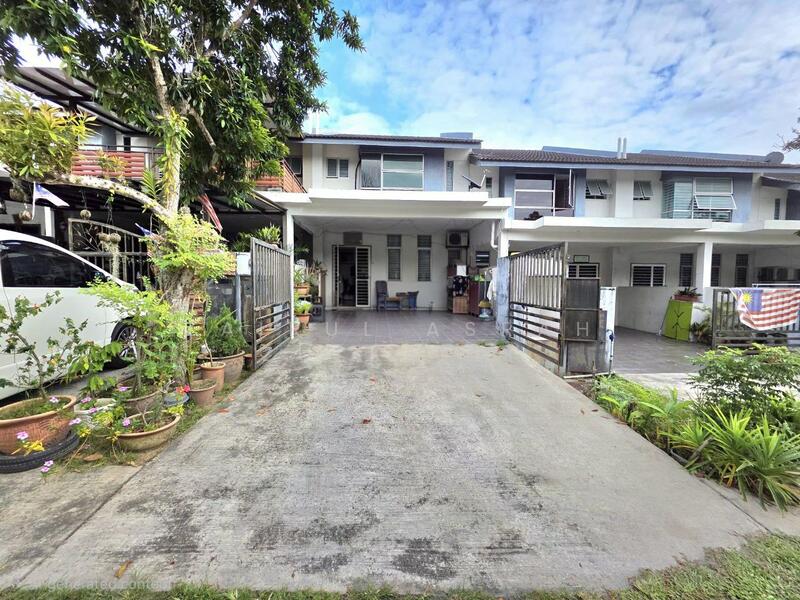 For Sale - Bangi GOOD CONDITION Double Storey House Bangi Avenue Seksyen 1 Bangi