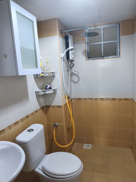Apartment for Rent at Idaman Putera - Foo Sek Mou - Bathroom - PropertyGuru.com.my