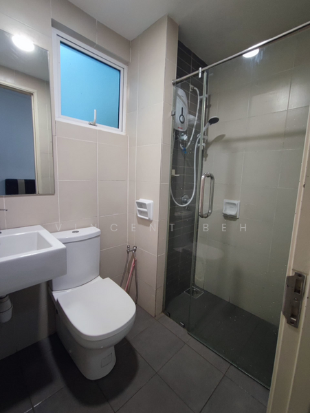 For Rent - Tiara Mutiara / The Crown