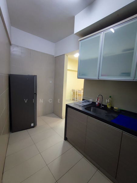 For Rent - Tiara Mutiara / The Crown