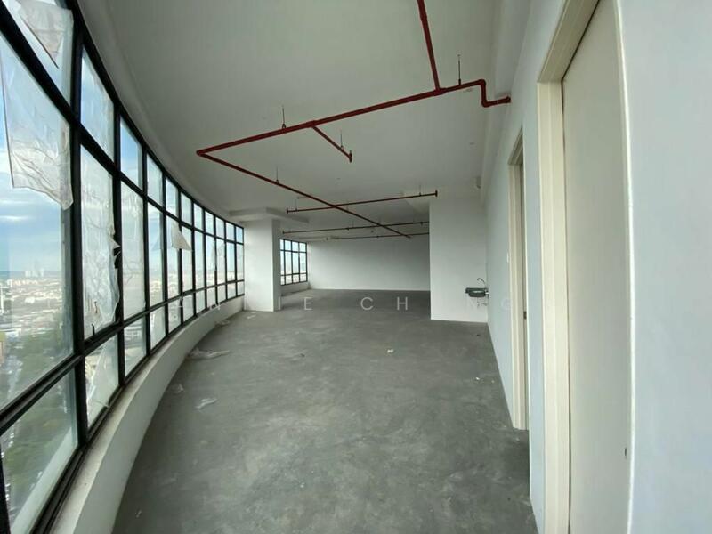 PJ Office Tower / Retail. Facing Federal Highway, Sheraton Hotel & Hilton Hotel untuk Untuk Disewa - RM 6,484 /bulan, Feb 2026 - PropertyGuru.com.my