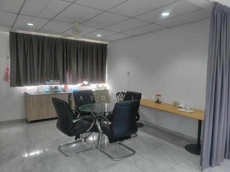 For Rent - Metro Prima