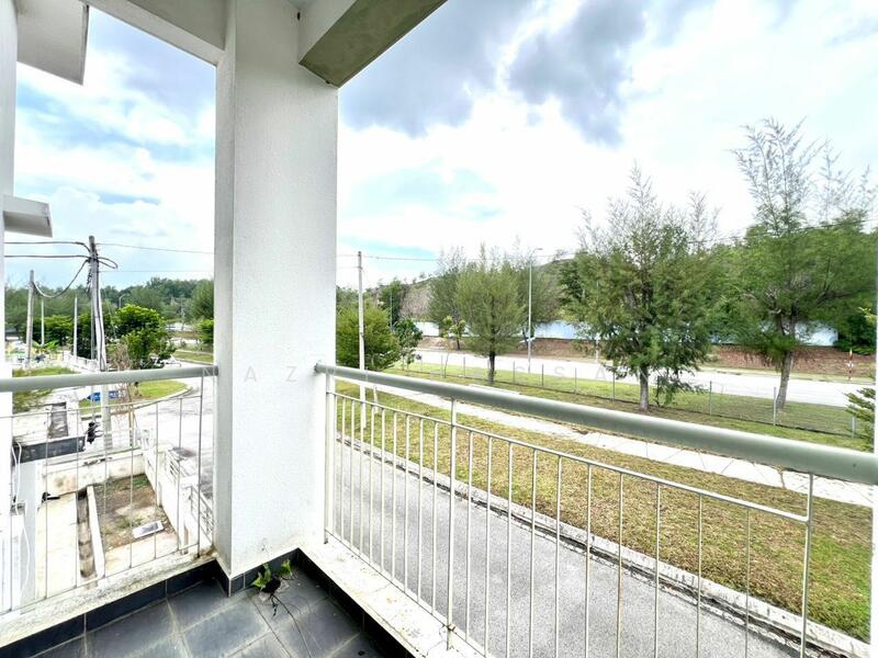 For Sale - Pines @ Hillpark