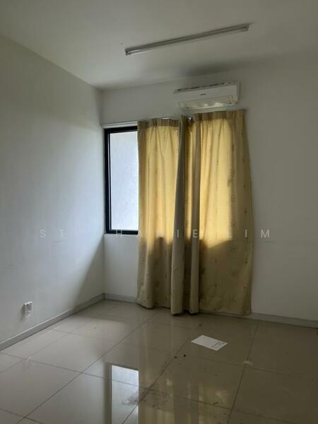 For Sale - Paragon 3