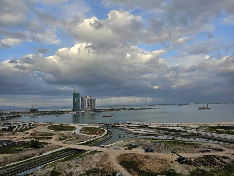 For Rent - Gurney Paragon