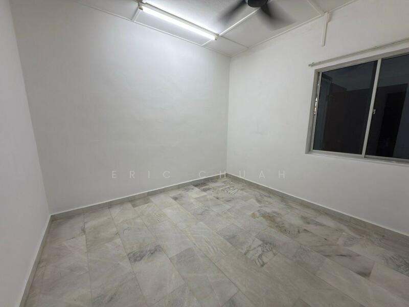 Untuk Disewa - Skudai Skudai Skudais