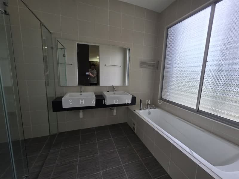 Semi-Detached House for Sale in Taman Nusa Idaman (Iskandar Puteri (Nusajaya)) - Sharon Ng - Bathroom - PropertyGuru.com.my