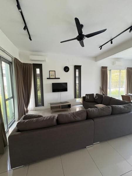 Semi-Detached House for Sale in Taman Nusa Idaman (Iskandar Puteri (Nusajaya)) - Sharon Ng - Living Room - PropertyGuru.com.my