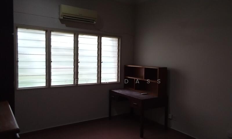 Untuk Disewa - Section 8 @ Petaling Jaya