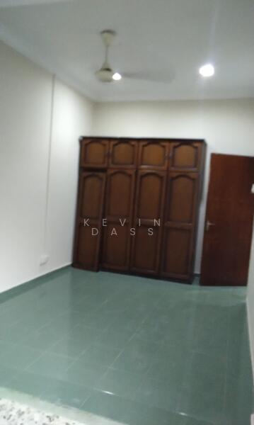 Untuk Disewa - Section 8 @ Petaling Jaya