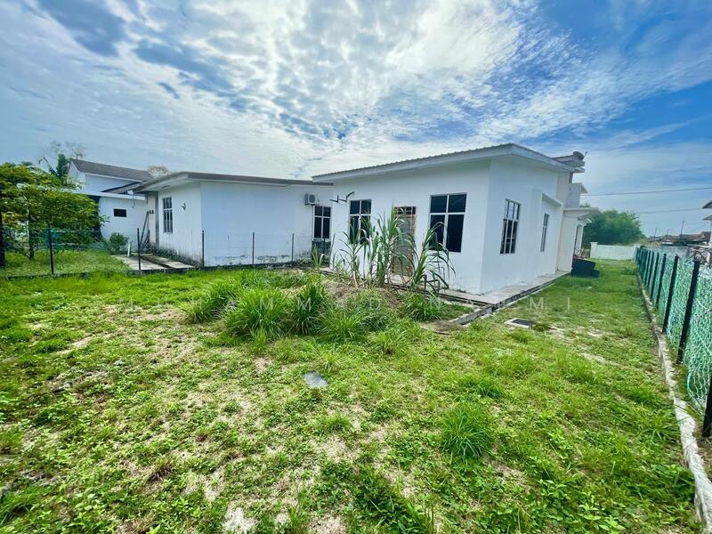 For Sale - Kuala Paka