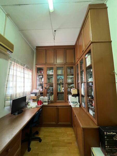 2-storey Terrace House at U8, Taman Bukit Jelutong untuk Untuk Dijual - RM 1,350,000, Mac 2026 - PropertyGuru.com.my
