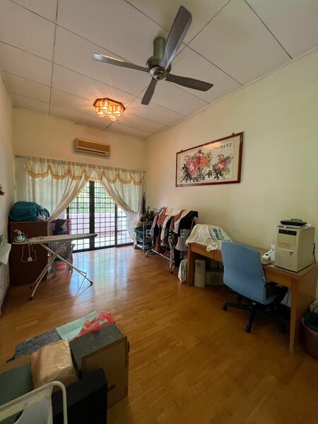 2-storey Terrace House at U8, Taman Bukit Jelutong untuk Untuk Dijual - RM 1,350,000, Mac 2026 - PropertyGuru.com.my