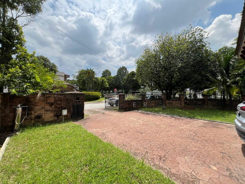 2-storey Terrace House at U8, Taman Bukit Jelutong untuk Untuk Dijual - RM 1,350,000, Mac 2026 - PropertyGuru.com.my