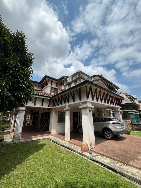 2-storey Terrace House at U8, Taman Bukit Jelutong untuk Untuk Dijual - RM 1,350,000, Mac 2026 - PropertyGuru.com.my