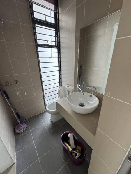 Untuk Dijual - 22x80 freehold renovated Laman Glenmarie Shah Alam