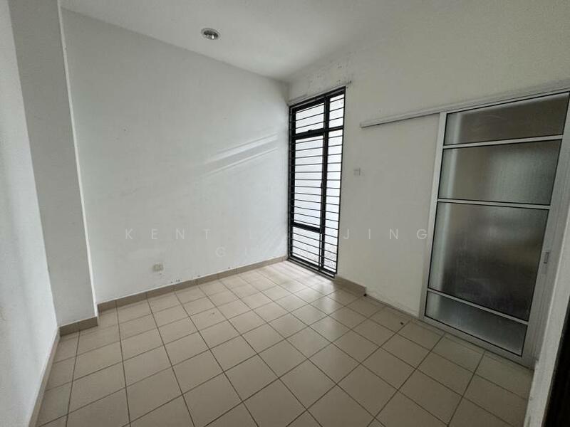 Untuk Dijual - 22x80 freehold renovated Laman Glenmarie Shah Alam