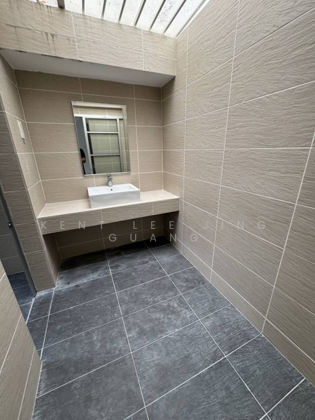 Untuk Dijual - 22x80 freehold renovated Laman Glenmarie Shah Alam