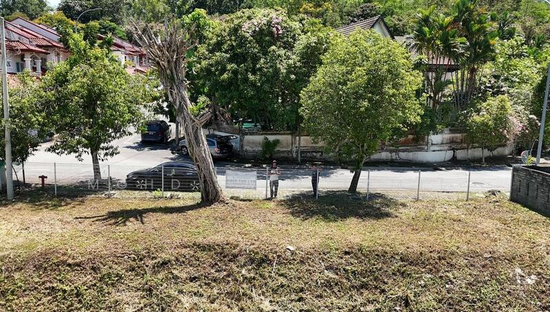 For Sale - Freehold Open Title Bungalow Land