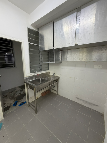 For Rent - Flora Damai