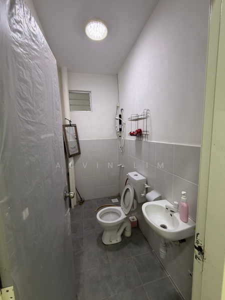 For Rent - Flora Damai