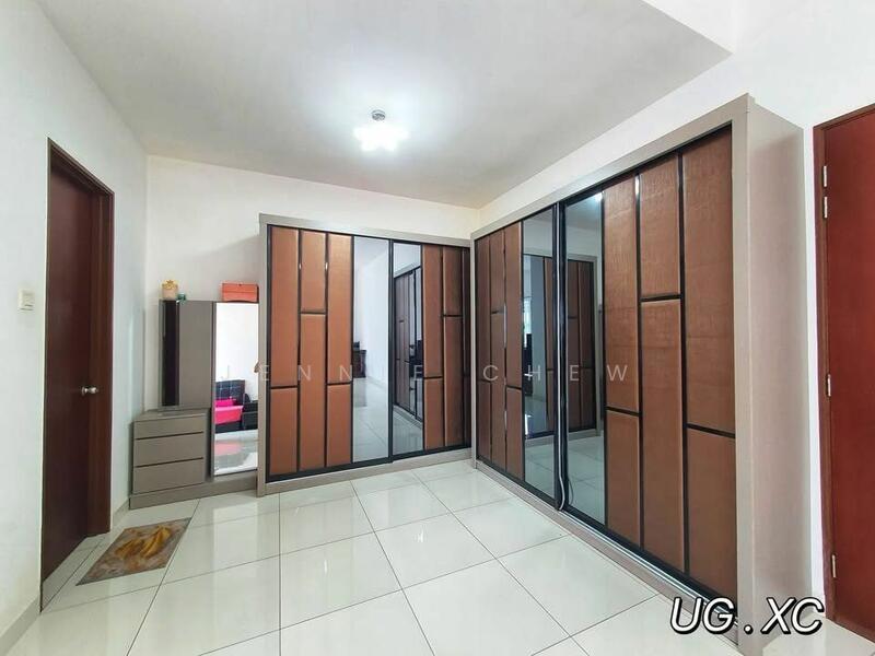 For Sale - Semi-Detached House at Ambang Botanic 2