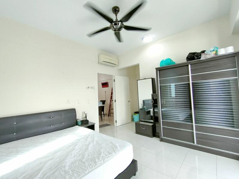 For Sale - Summer Place