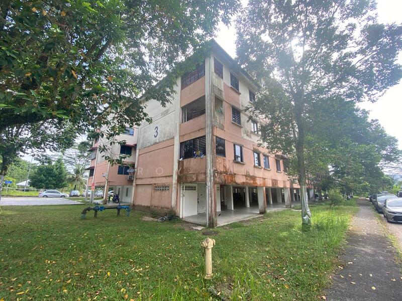 For Rent - Taman Impian Emas