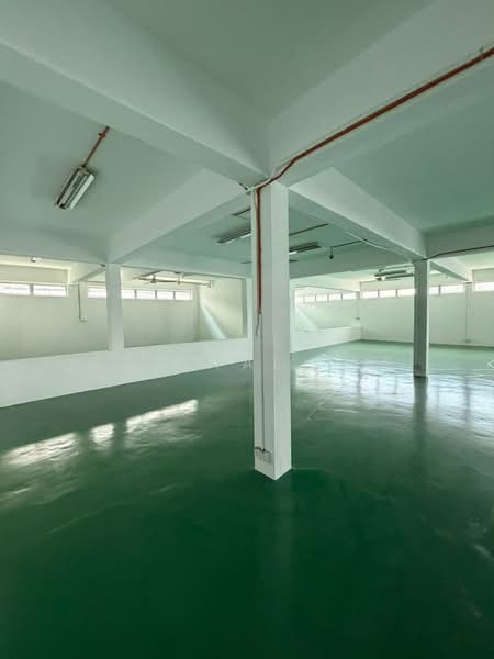 Warehouse for Rent in Kampung Jawa (Bayan Lepas) - Crystal Tee - Interior - PropertyGuru.com.my
