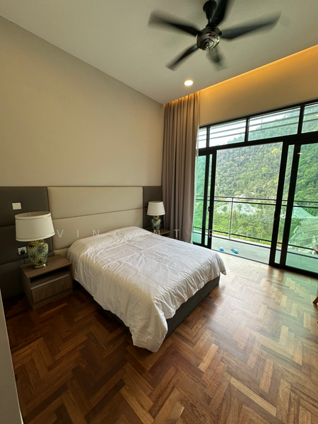 For Sale - Vista Residences