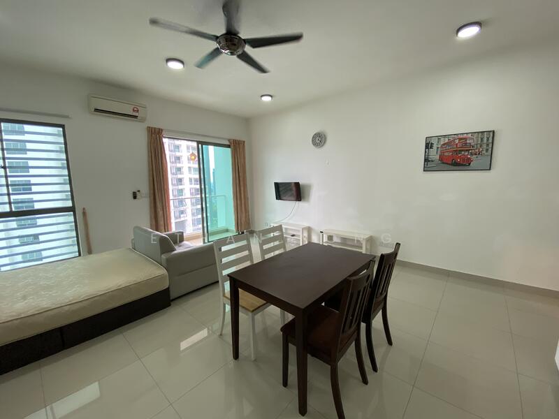 For Rent - Cybersquare