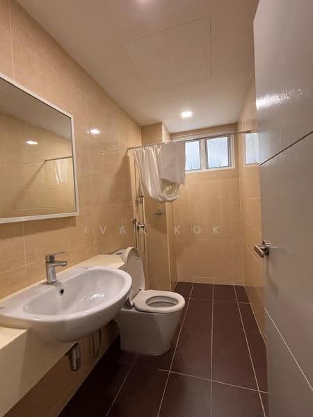 Kondominium untuk Disewa di Hijauan Saujana - Ivan Kok - Bathroom - PropertyGuru.com.my