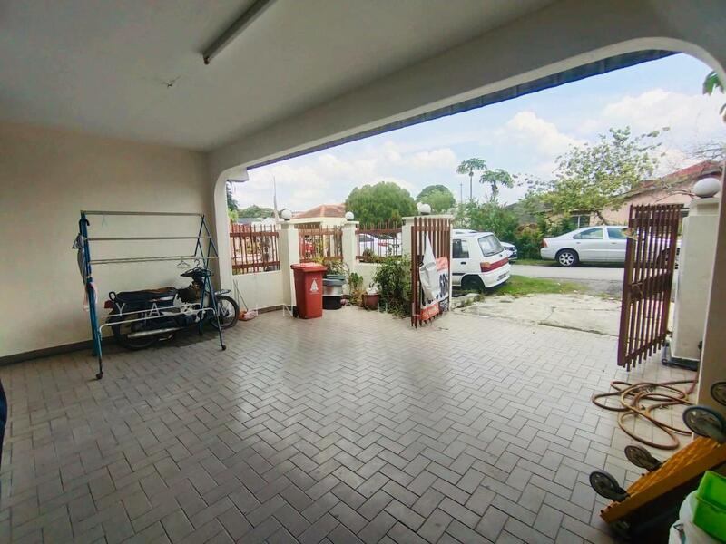 Untuk Dijual - FACING OPEN Single Storey Terrace Seksyen 51A PJ