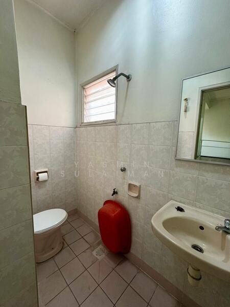 For Sale - FREEHOLD Double Storey Terrace Usj 22