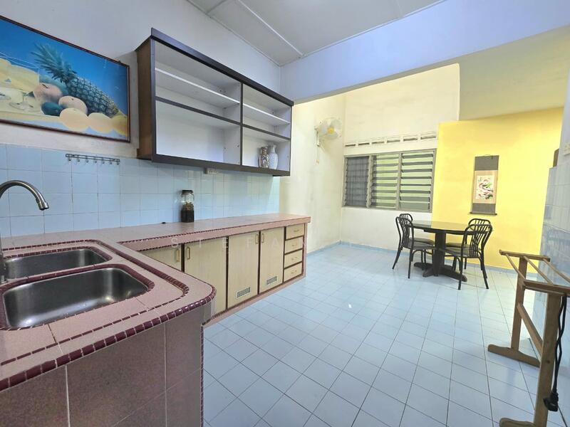 Untuk Dijual - Taman Johor Jaya, Jalan Teratai Johor Bahru