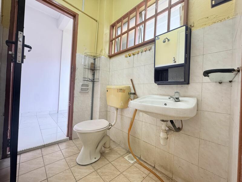 2 Storey Terrace House @ Putra Permai , Taman Equine untuk Untuk Dijual - RM 600,000, Mac 2026 - PropertyGuru.com.my