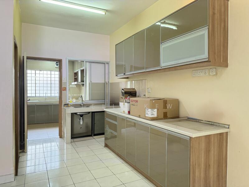 2 Storey Terrace House @ Putra Permai , Taman Equine untuk Untuk Dijual - RM 600,000, Mac 2026 - PropertyGuru.com.my