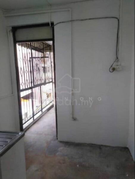 Untuk Dijual - Seksyen 1 Wangsa Maju Flat Block F