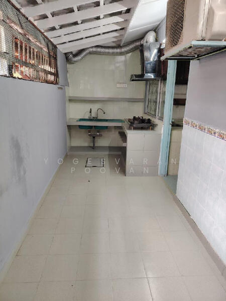 Untuk Disewa - Telawi