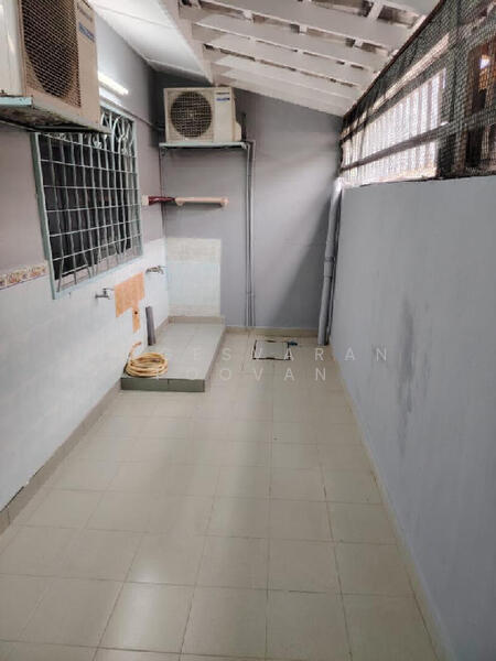 Untuk Disewa - Telawi