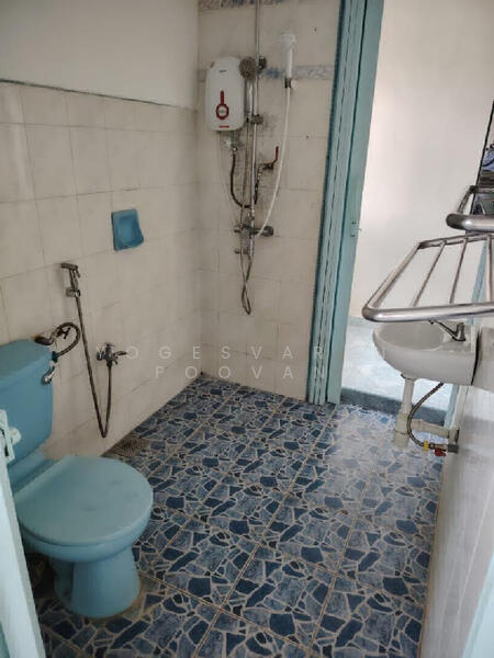 Untuk Disewa - Telawi