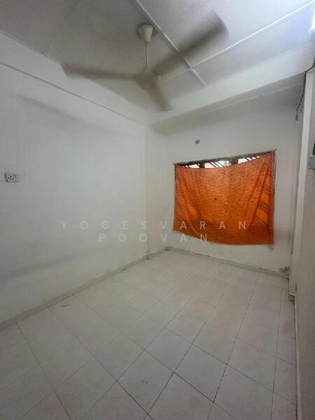 Untuk Dijual - Platinum Arena