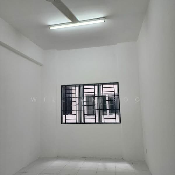 Pangsapuri untuk Dijual di Suria Residence - William Soo - PropertyGuru.com.my