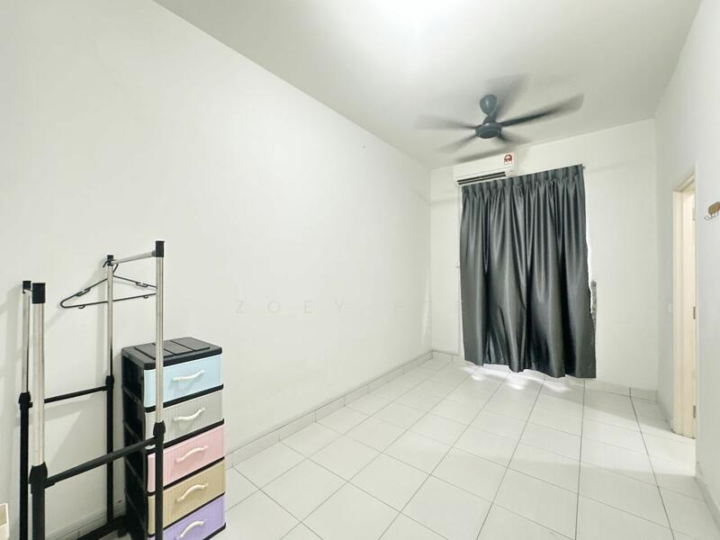 Untuk Disewa - 2-storey Terrace House at Nusa Duta