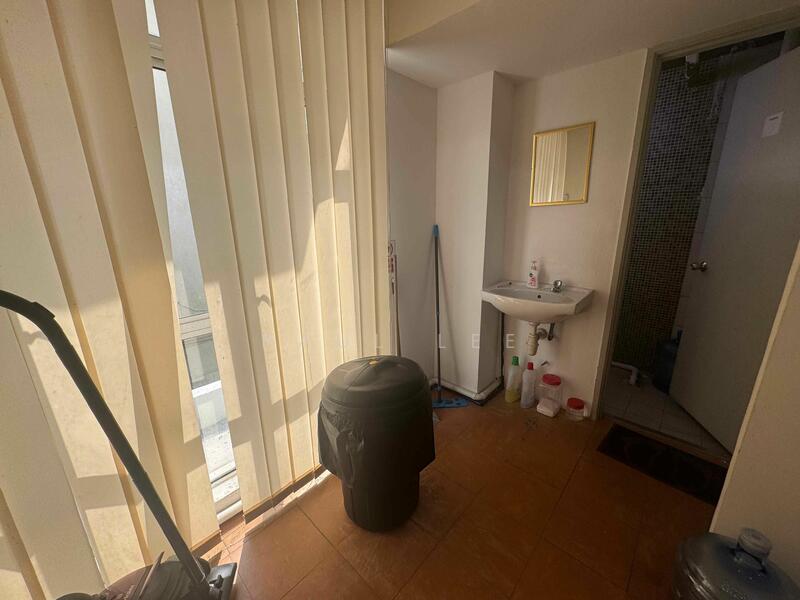 For Rent - Bandar Puteri Puchong 1st Floor Office Room