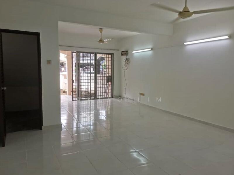 For Sale - Damai Perdana, 15x55, Well Maintained, Low Price