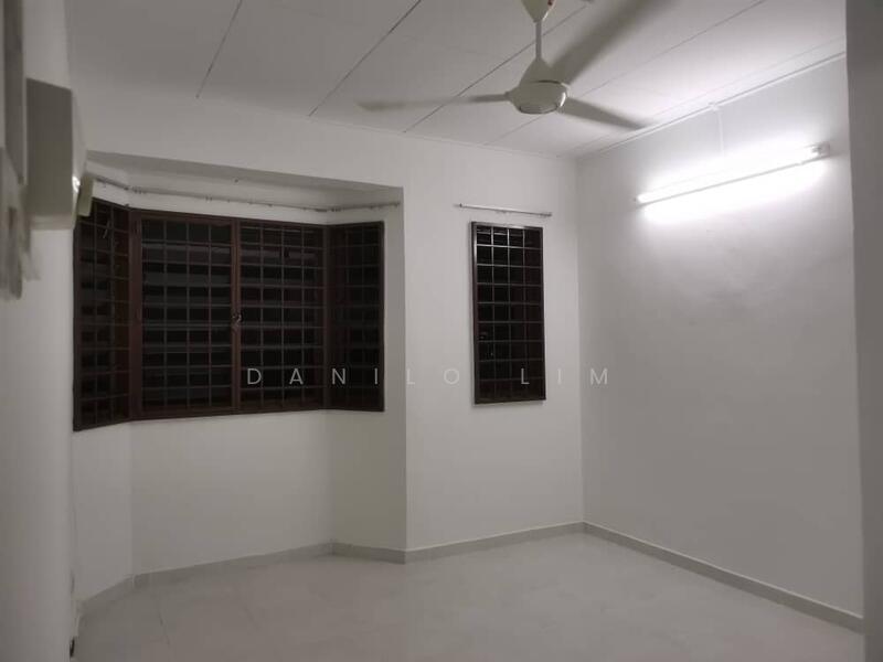 For Sale - Damai Perdana, 15x55, Well Maintained, Low Price